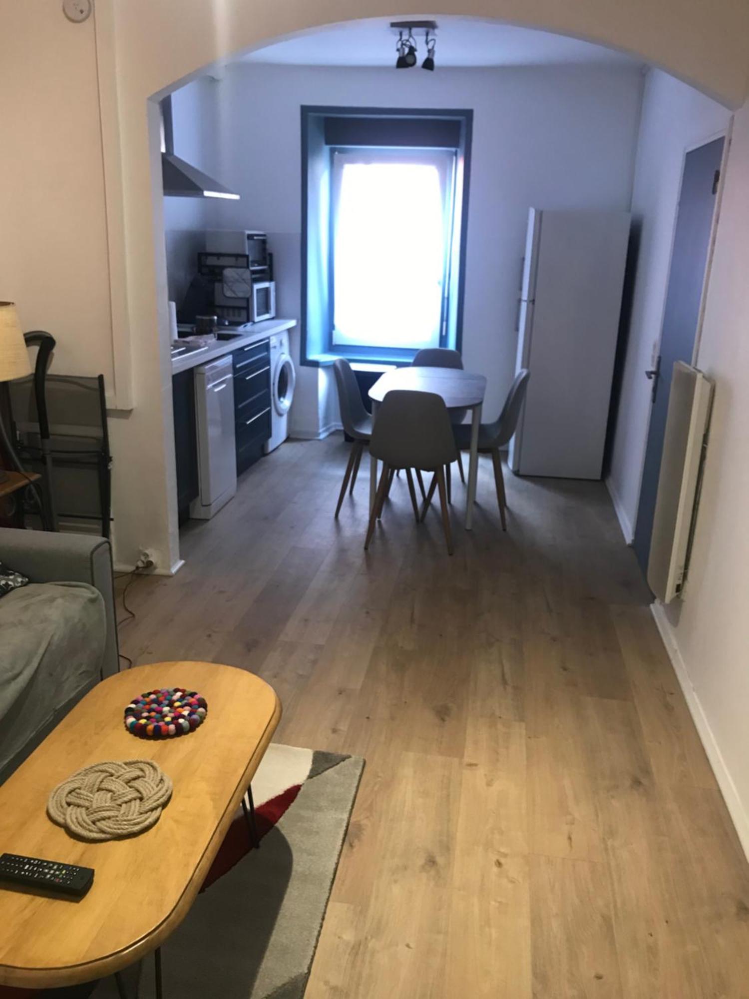 Joli Appartement Calme A Binic Dans Rue Pietonne ภายนอก รูปภาพ